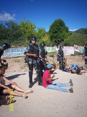 La represión a la asamblea de Andalgalá que resiste el proyecto minero de Agua Rica en La Rioja. Fue en febrero pasado
