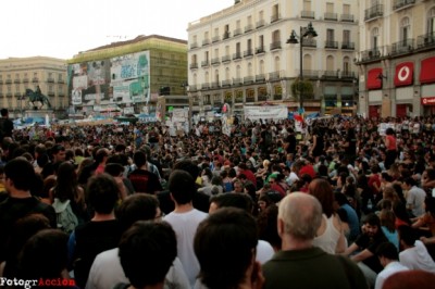 El acampe de Puerta del Sol: La revuelta tiene medios propios