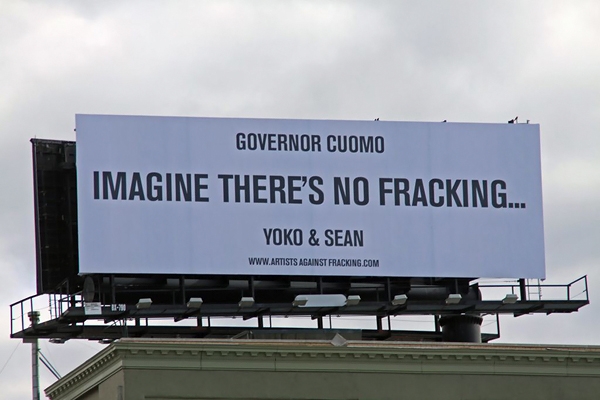 Campana de Yoko Ono y Sean Lennon contra el método minero del fracking (fractura hidráulica) en el Estado de Nueva York