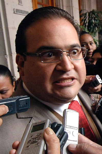 Javier Duarte, gobernador de Veracruz, retratado por Rubén Espinosa