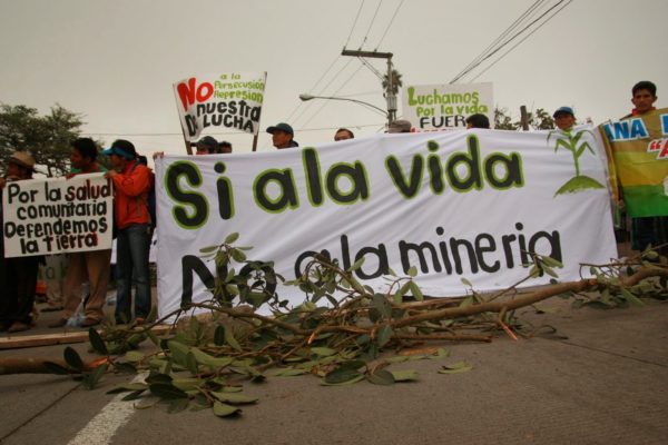 México: defender la madre tierra. Comunidades en pie de vida