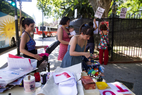 #TomáLaPalabra #TomáLaCalle : palabras de mujeres en acción