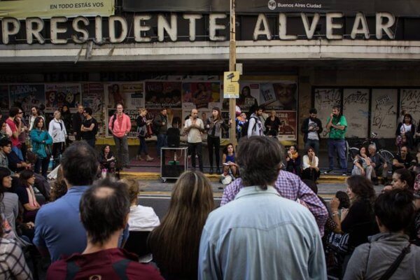 #AbranLosTeatros: denuncian el vaciamiento de los teatros porteños