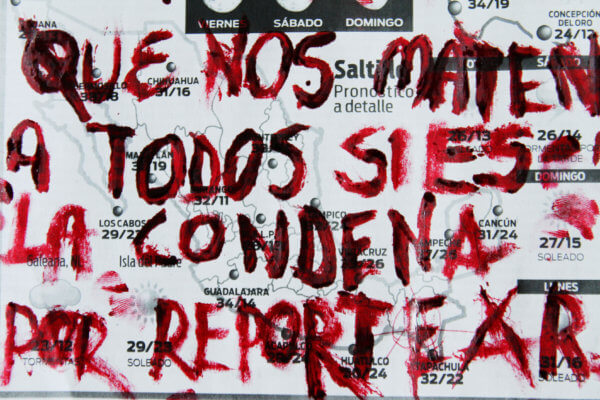 Solos y vigilados: cómo es hacer periodismo en México