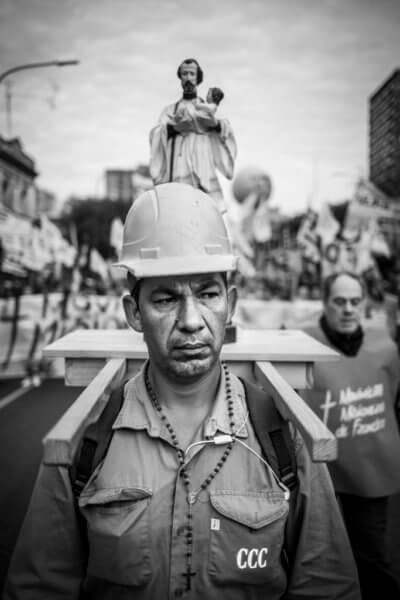 San pan y trabajo: multitudinaria movilización a Plaza de Mayo