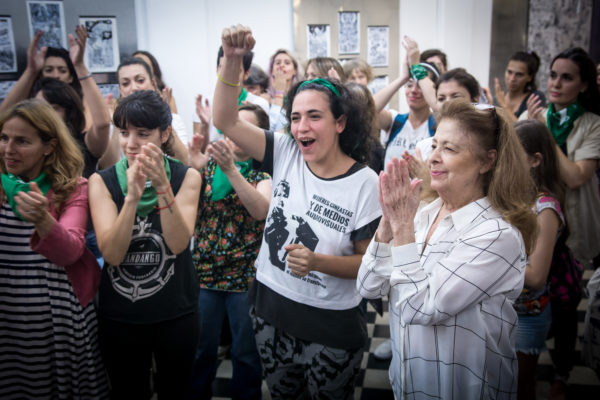 Las mujeres del cine sumaron su grito al #AbortoLegalYA