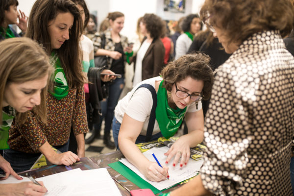 Hacer la noticia: periodistas y comunicadoras por #AbortoLegalYa