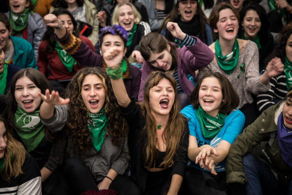 Generación verde: estudiantes secundarias por #AbortoLegalYa!
