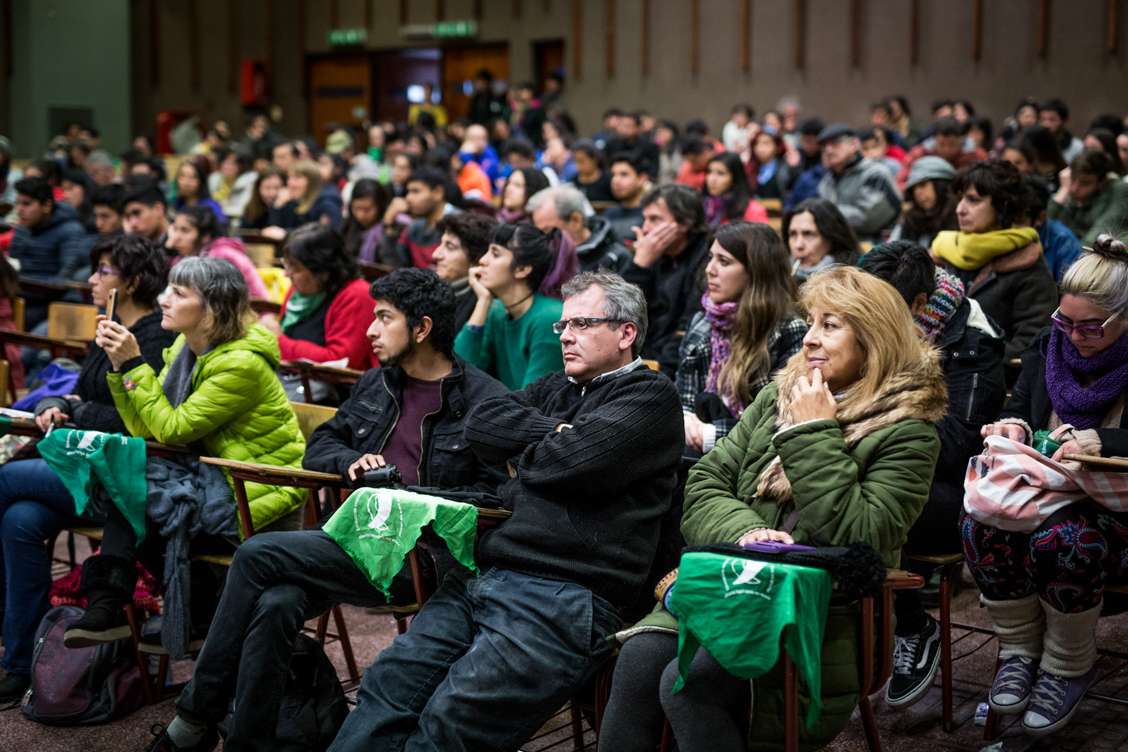 Creer o legislar: Un debate desparejo en la Universidad de Salta expuso los argumentos vs. las creencias