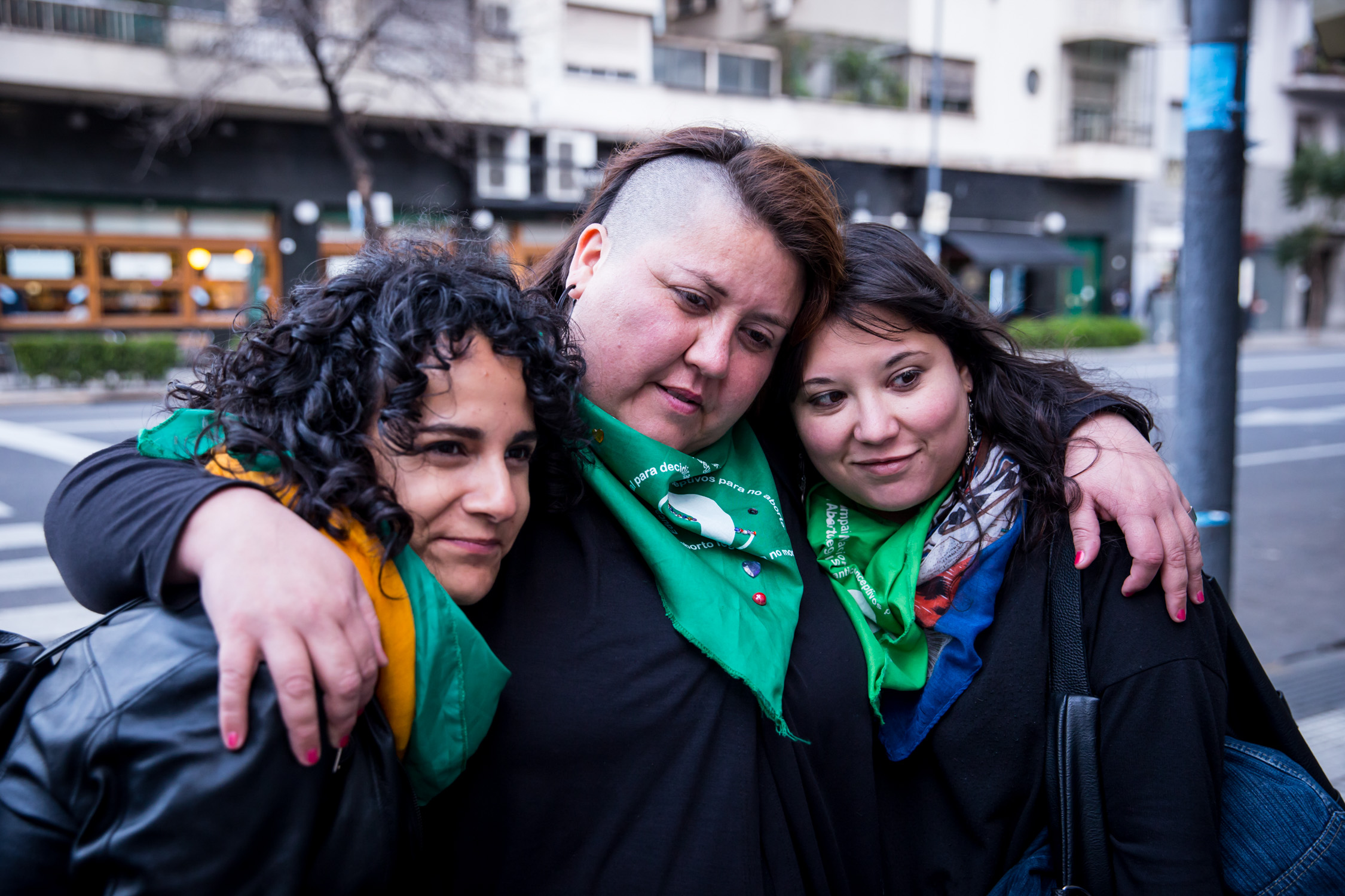 El verdadero resultado de la votación: un memorial frente al Senado por las muertas por abortos clandestinos