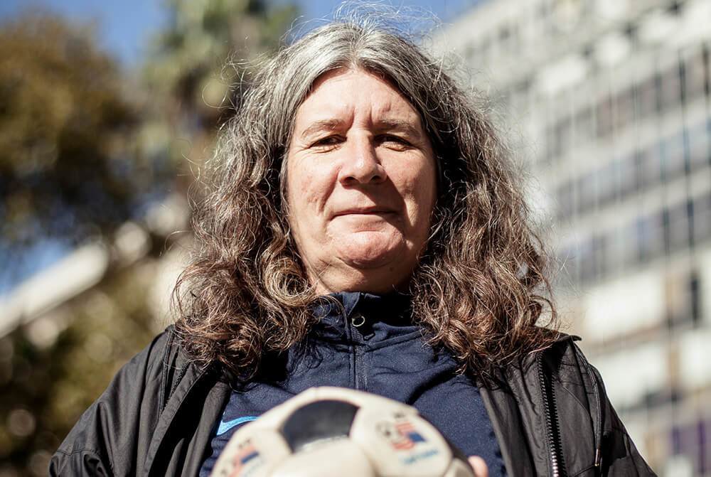 Fútbol, feminismo y vida: Mónica Santino hace la nuestra
