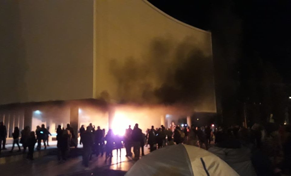 Chubutazo: muerte de dos docentes, pueblada y represión, mientras se