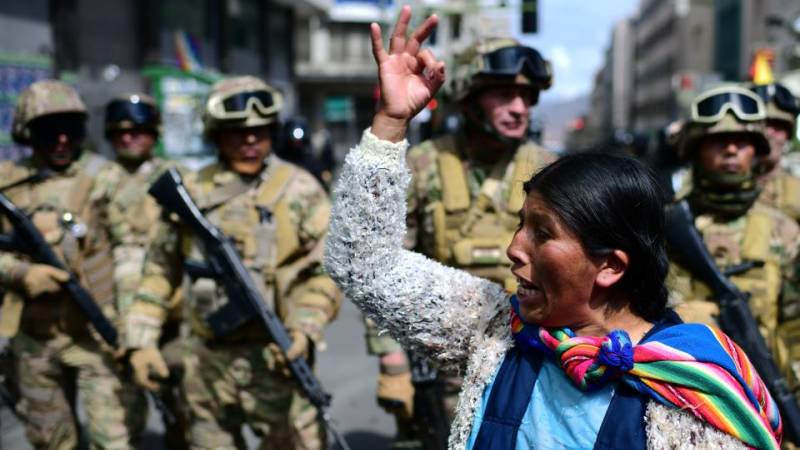 Bolivia, entre la masacre de El Alto y el pacto en el Parlamento